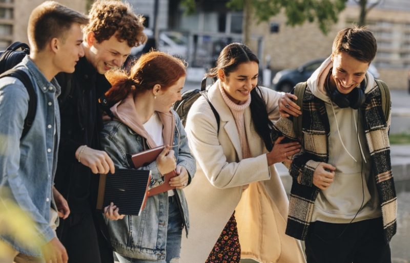 Seguros de salud y vacunas para tu arribo en Estados Unidos
